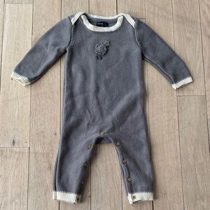 GAP Gray and Cream Kids Footie